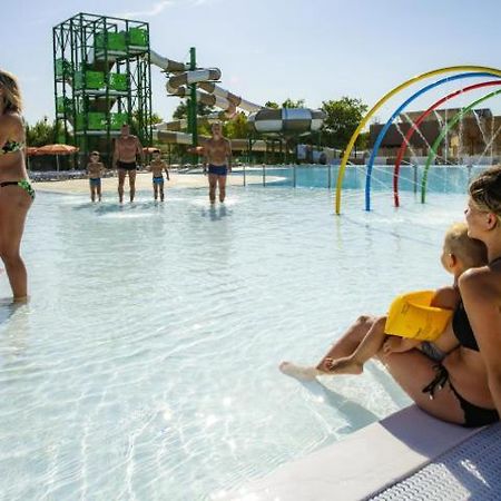 Camping Narbonne Plage 4* : Mobil Home Premium 33 M² A 200M De La Plage Et Centre Ville Экстерьер фото